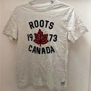 ROOTS shirt